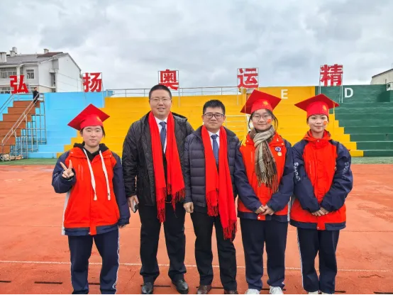 韶華初戰(zhàn)凌云志  青春正盛譜華章——成人禮宣傳報(bào)道稿 2025.3.16(3)9912.png