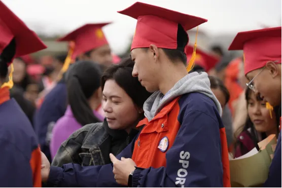 韶華初戰(zhàn)凌云志  青春正盛譜華章——成人禮宣傳報(bào)道稿 2025.3.16(3)8347.png