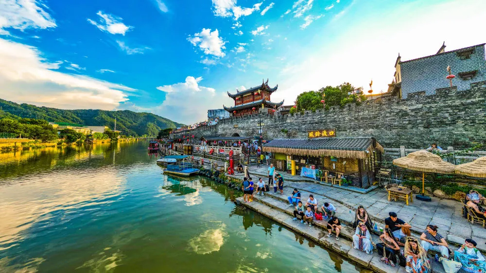 解碼文化自信的城市樣本 | 汀江水暖綠新岸——解碼“客家首府”長汀的文化自信樣本