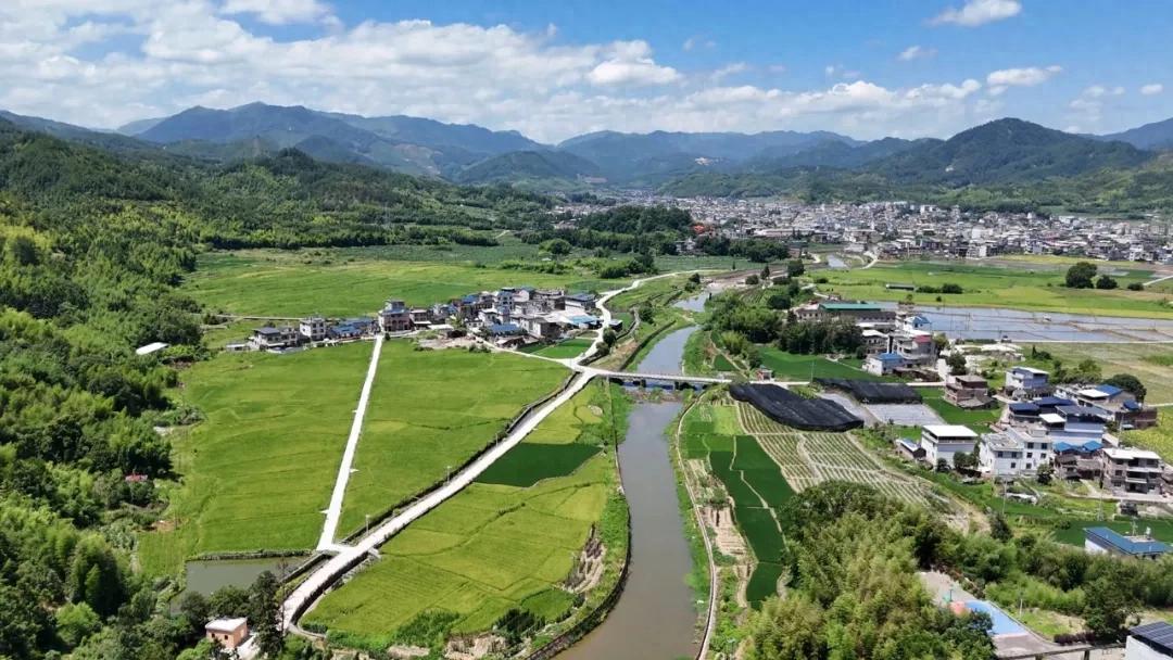 連城：推進(jìn)土地整治項(xiàng)目 筑牢糧食安全“耕”基