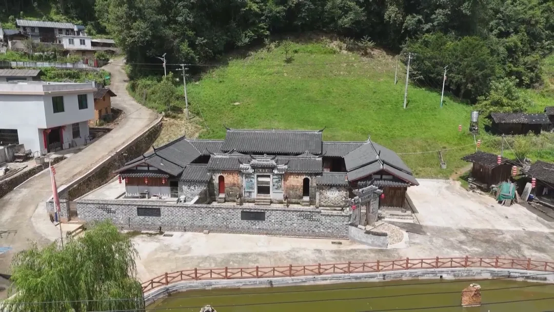 【扎實推進鄉村全面振興】連城：池溪村坪水公祠修繕完成 古建新生激活鄉村文脈